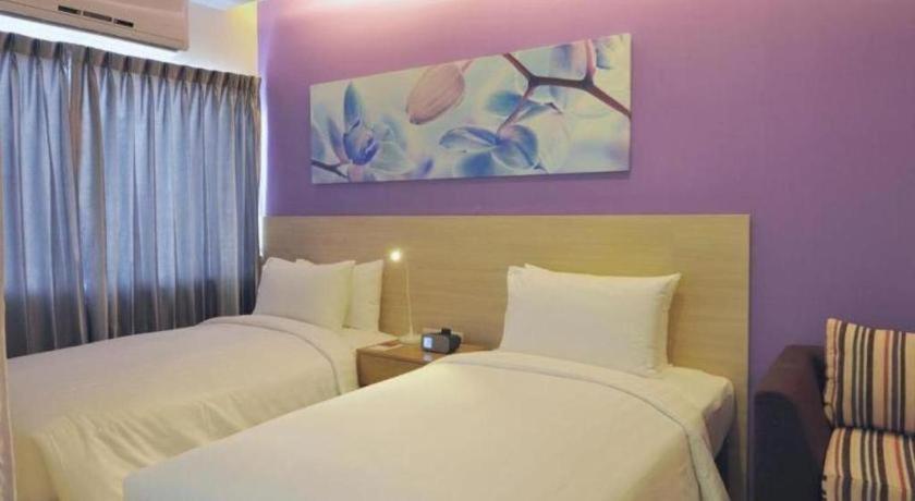 R-Con Hotel @ Siam Патая Екстериор снимка