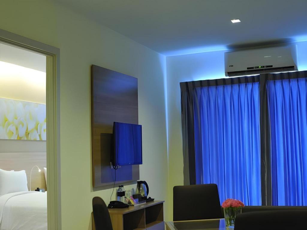 R-Con Hotel @ Siam Патая Екстериор снимка